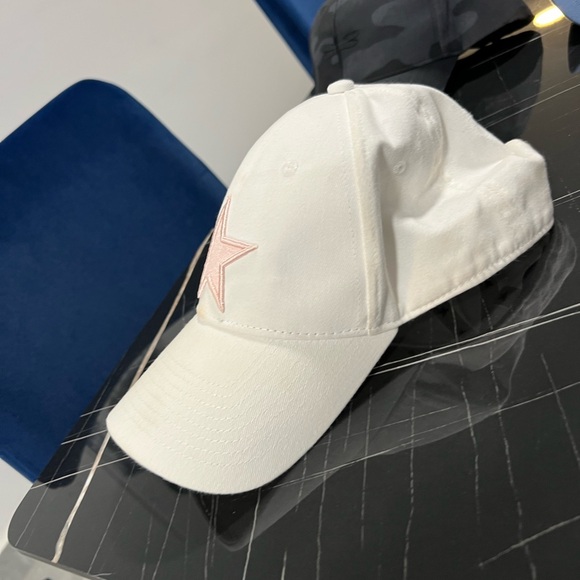 Golden Goose Cap - Picture 3 of 4